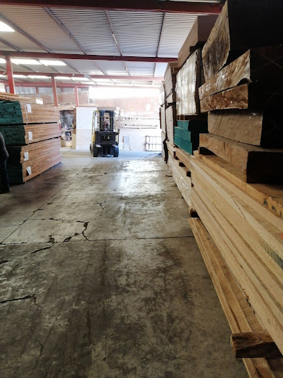 Maderería Los Cedros en Uruapan