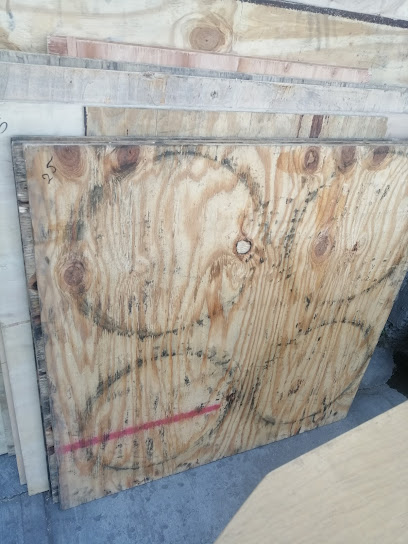 Venta de Madera (Av. Carmelo Pérez) en Nezahualcóyotl