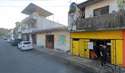 Madederia Dos Boca en Cárdenas