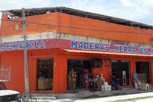 Maderas y Herrajes Almazan en Escárcega