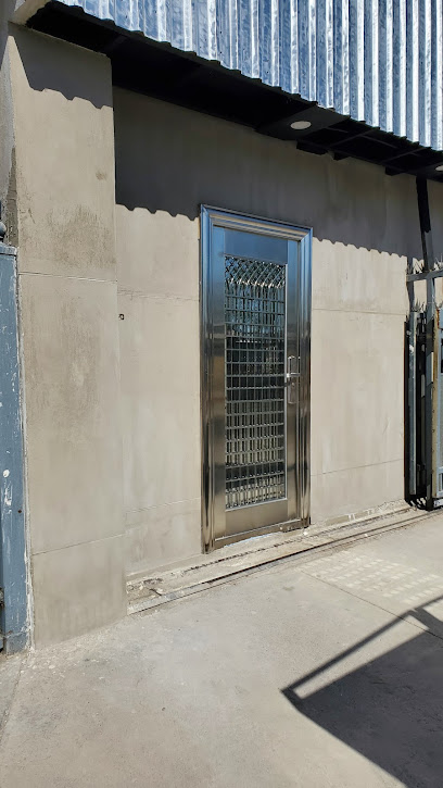 Puertas y Accesorios del Noroeste en Mexicali