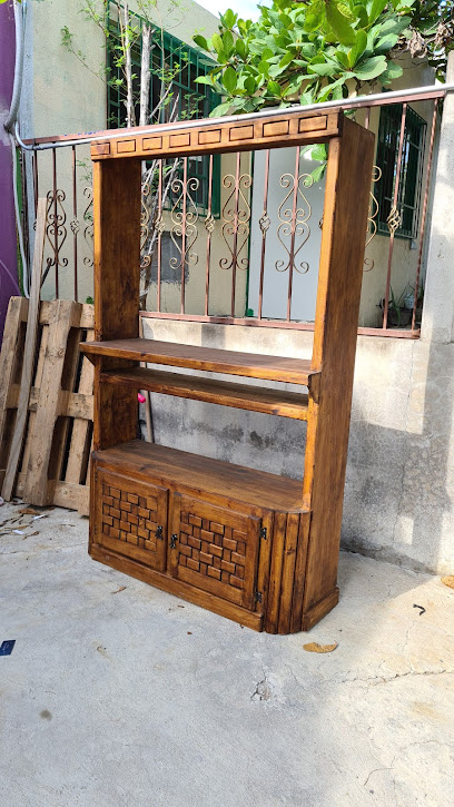 Mueblería Rústicos del Valle en Cd. Valles