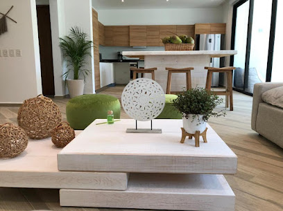 Playa And Palets. Muebles de Diseño Artesanales. en Playa del Carmen