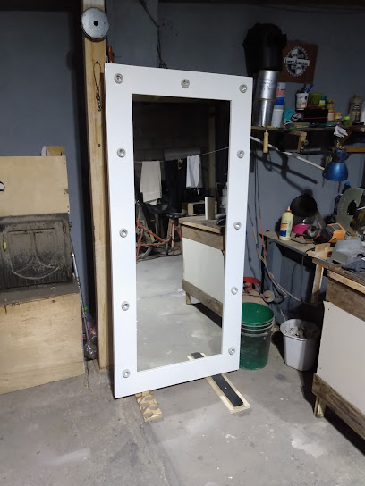 Carpintería López Almaraz en Mexicali