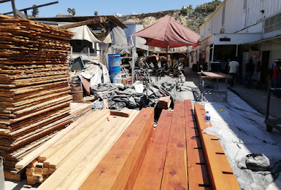 Muebles Redwood en Ensenada