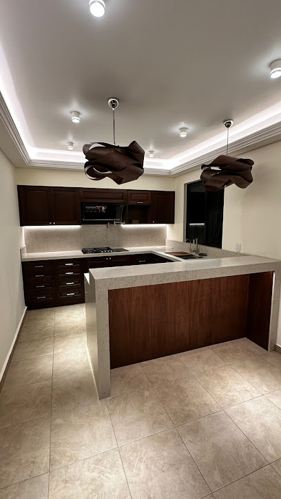 El Pino Showroom en Cabo San Lucas