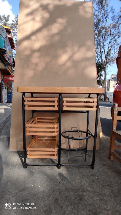 Muebles y Maderas en Gustavo A. Madero